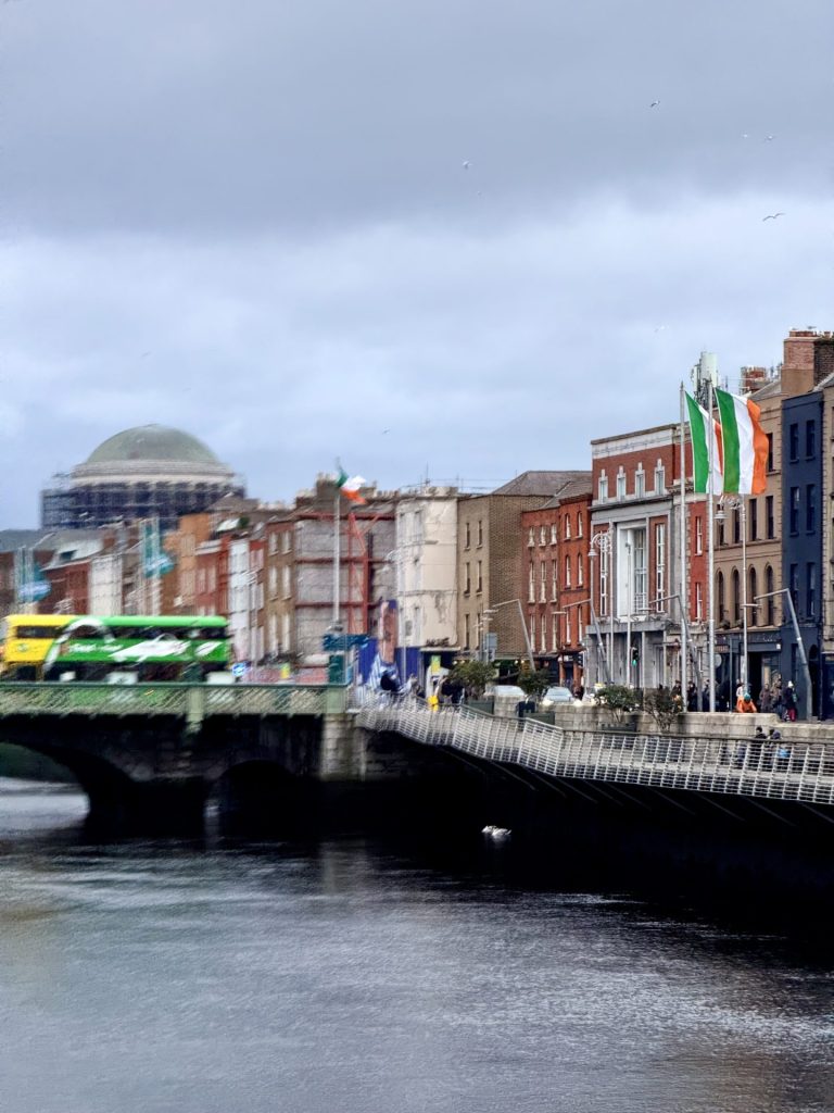 ireland_liffey